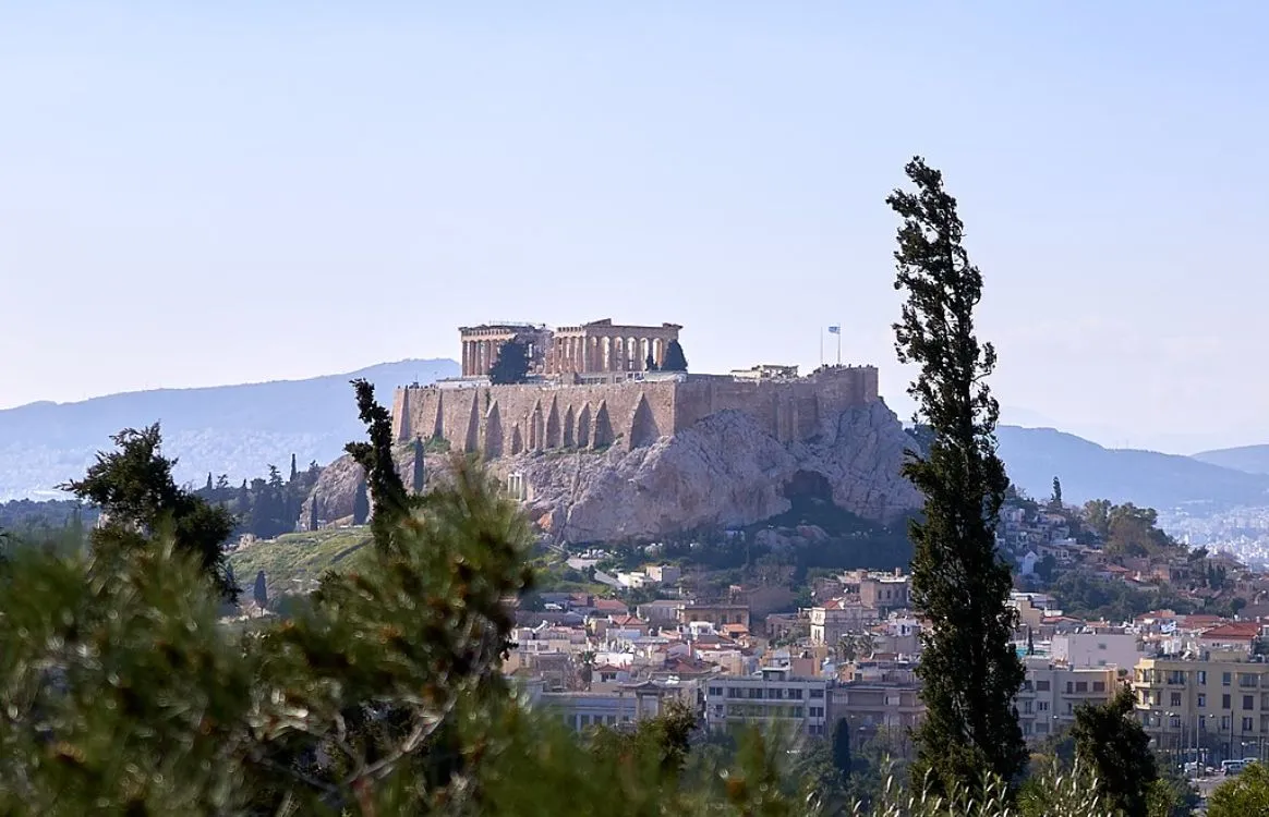 Ardettos Hill, next to the Panathenaic Stadium in Athens is one of the best places to photograph the Acropolis