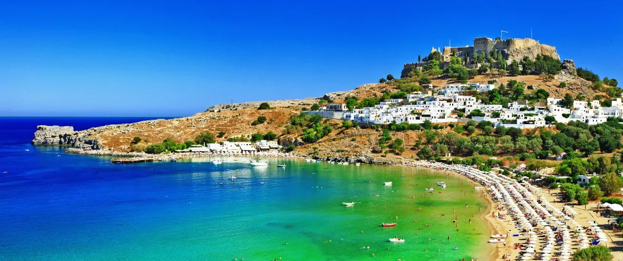 Lindos Bay on the Greek island of Rhodes in the Dodecanese is one of my personally recommended top things to do in Rhodes Greece