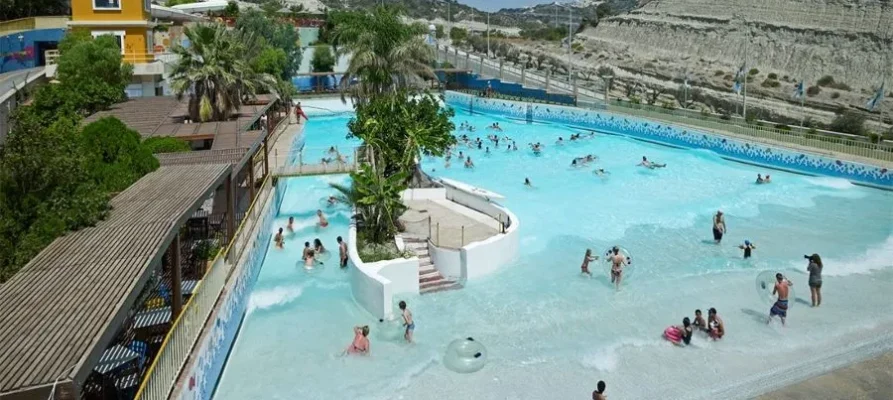 The splash wave at the Rhodes Waterpark Faliraki